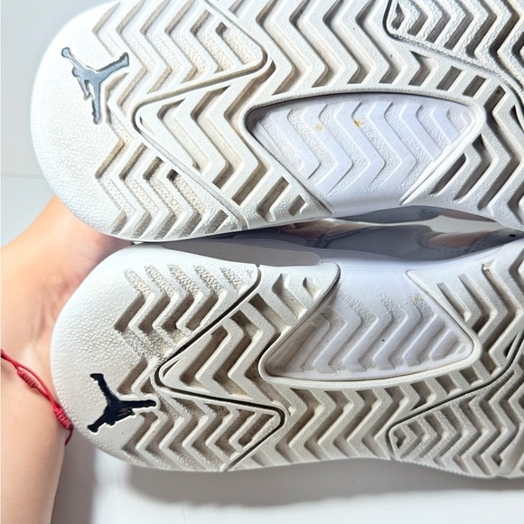 Wmns Jordan Air NFH 'Pale Coral Size 7.5 - Picture 9 of 10